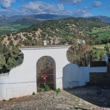 Gate in Alcalá de Los Gazules with Pico del Aljibe in the back